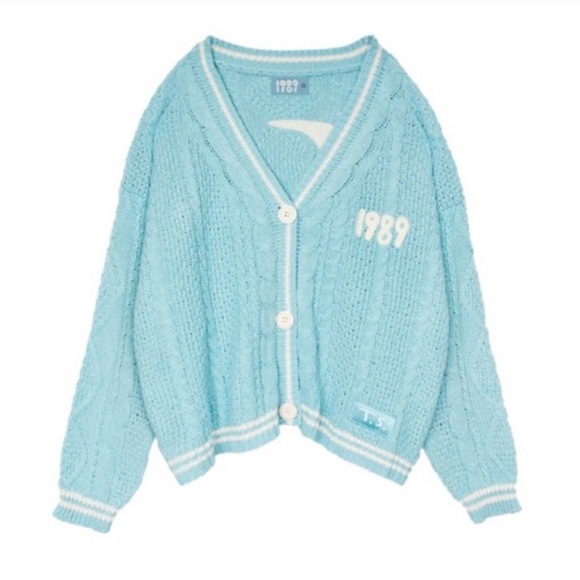 ✨ Authentic Taylor Swift 1989 (Taylor’s Version) Cardigan — Size XS/S ✨ - Picture 9 of 9